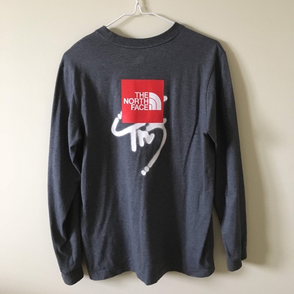 The North Face sweatshirt/Hoodie/long sleeve/top - Picture 3 of 4